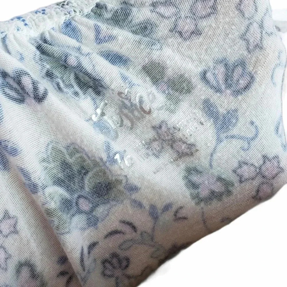 Justice Blue Floral Peplum Top 16 - Picture 3 of 3